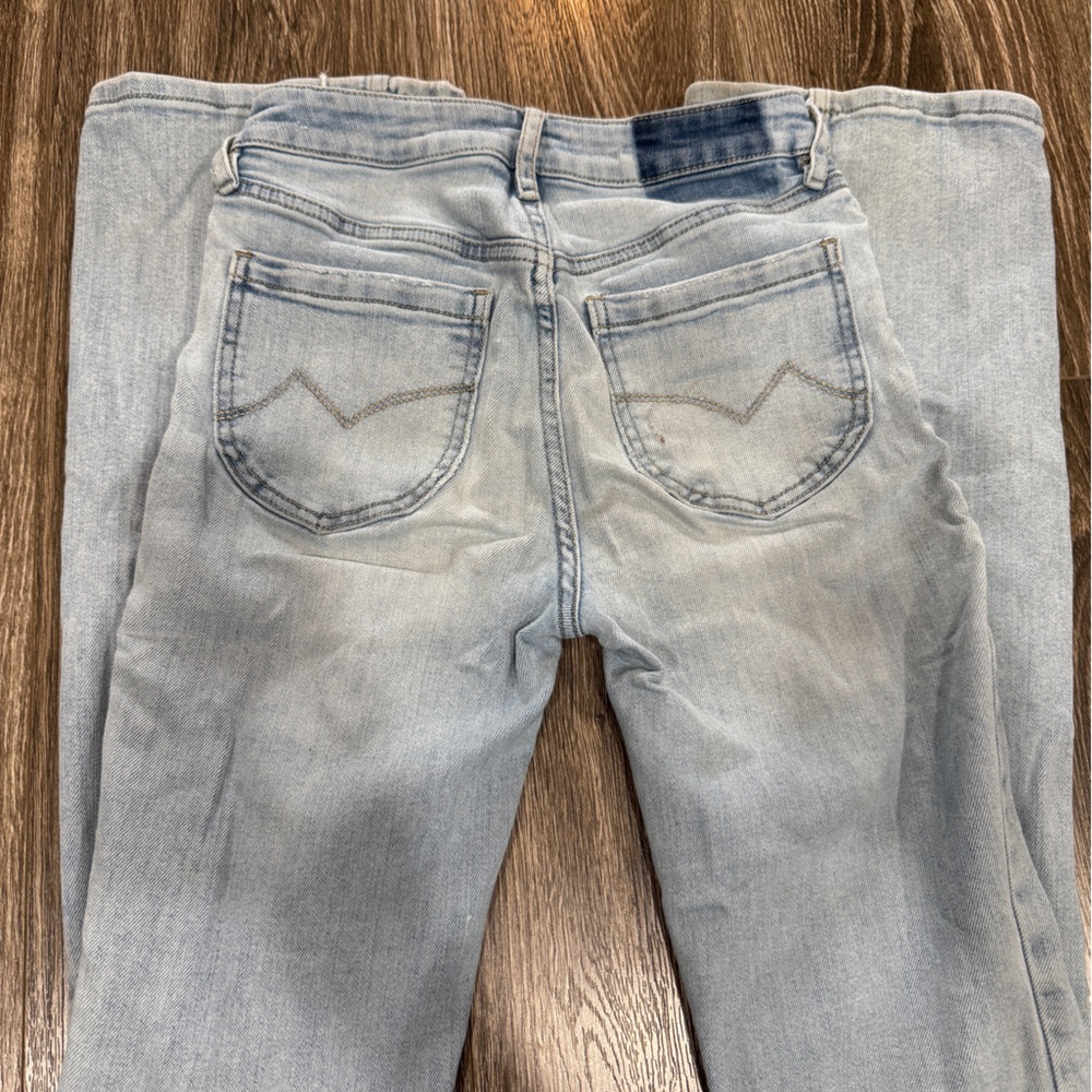 cleo & wolf Light Wash Denim Jeans